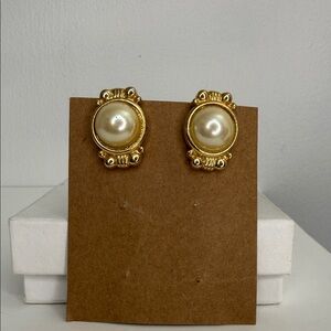 Vintage Gold Tone Faux Pearl Stud Earrings